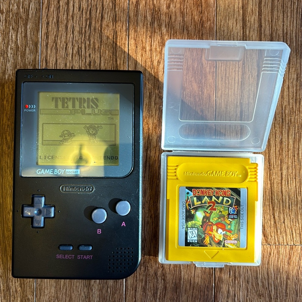 Preowned Nintendo Gameboy Pocket with 2 Games